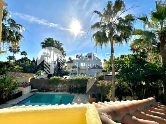 (33) Elegancka stylowa willa blisko morza, Puerto Banus, Marbella