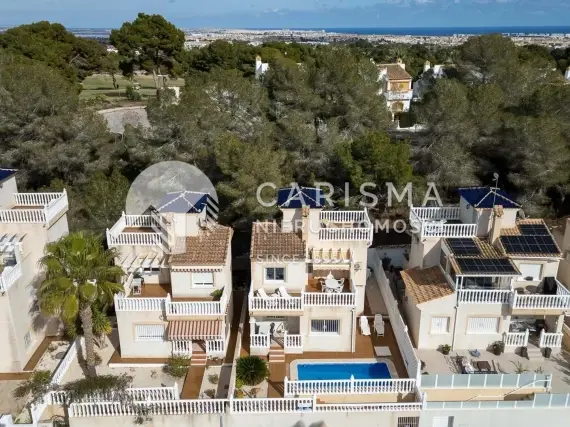 Wolnostojąca willa w dobrej lokalizacji, z widokiem na morze, Villamartin; Costa Blanca 2