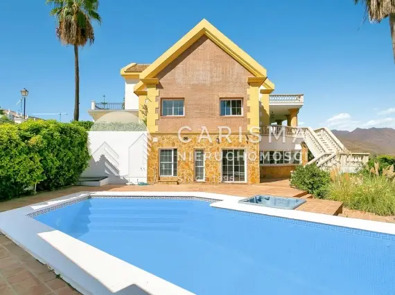(6) Elegancka willa w pierwszej linii pola golfowego, La Cala Golf, Mijas Costa
