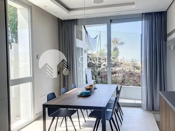 (22) Nowoczesna willa z panoramicznymi widokami na morze i góry, Nueva Andalucia
