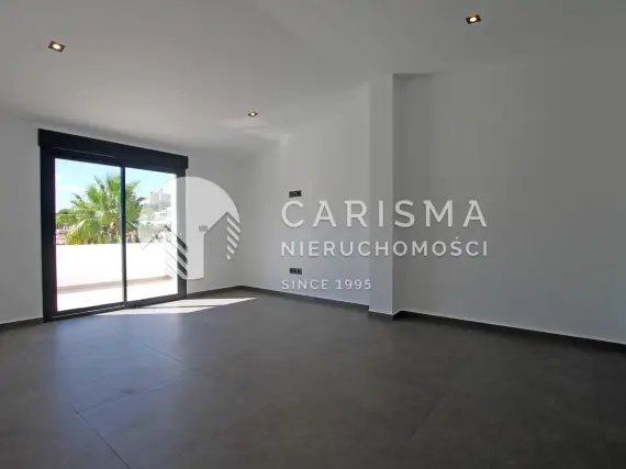 (9) Nowoczesna willa blisko plaży El Portet w Moraira