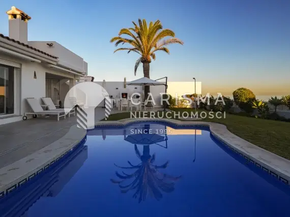(7) Andaluzyjska willa z prywatnym wyjściem na plażę, Marbella
