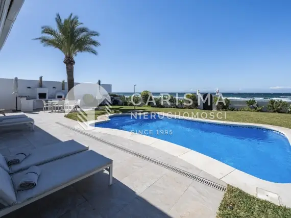 (9) Andaluzyjska willa z prywatnym wyjściem na plażę, Marbella