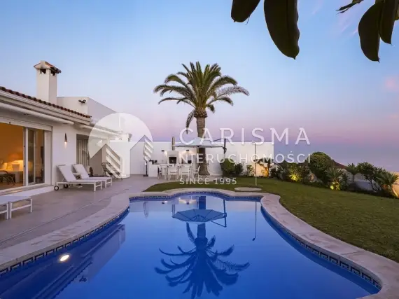 (26) Andaluzyjska willa z prywatnym wyjściem na plażę, Marbella