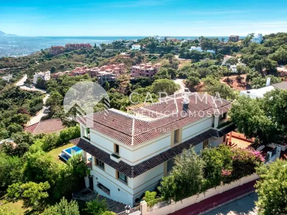Willa z panoramicznym widokiem na góry i morze, La Mairena 1