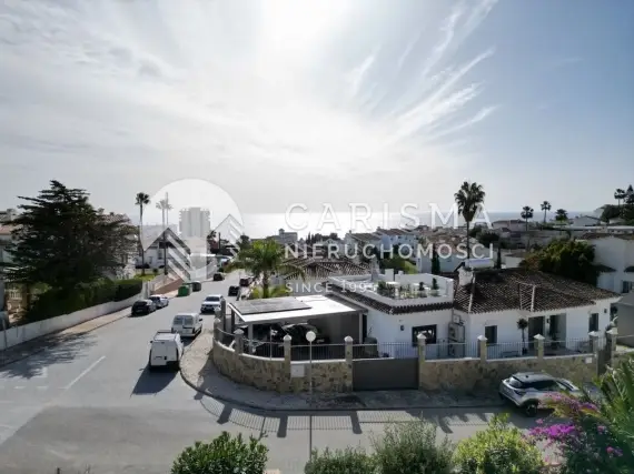(3) Nowoczesna willa w budowie blisko plaży z panoramicznym widokiem na morze, la Cala de  Mijas