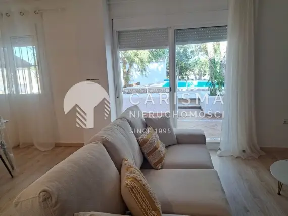 (9) Willa z basenem w Orihuela Costa