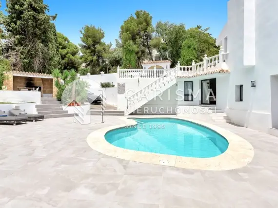 (8) Elegancka i funkcjonalna willa w urokliwej miejscowości, El Rosario, Marbella