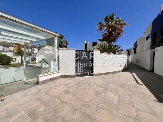 (38) Apartament na Costa Blanca: Komfort, Widoki i Lokalizacja