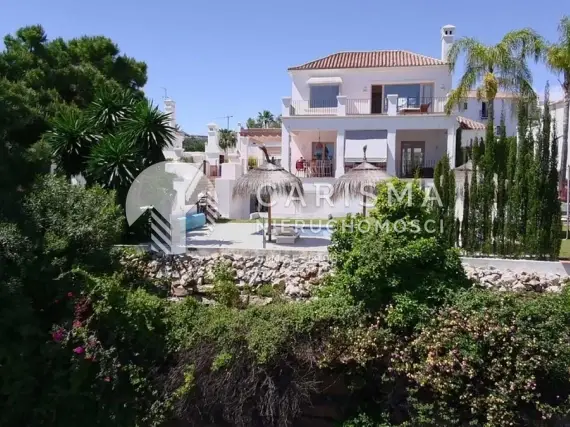(6) Andaluzyjska willa w pierwszej linii pola golfowego, Selwo, New Golden Mile