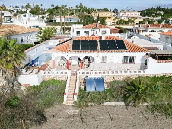 (5) Willa z prywatnym wyjściem na plażę el Chaparral, Mijas Costa