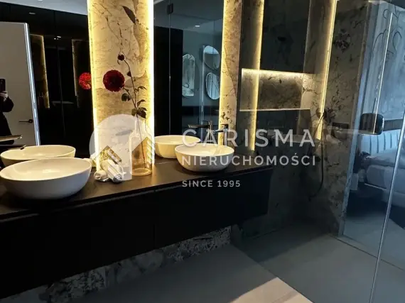 (42) Wyjątkowy penthouse przy plaży, Marbella, Costa del Sol