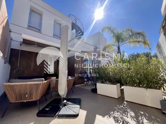 (27) Piękna willa w Dehesa de Campoamor, Costa Blanca