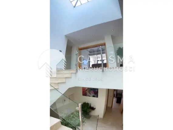(15) Willa na wzgórzach La Paloma z panoramicznym widokiem blisko mariny, Sotogrande