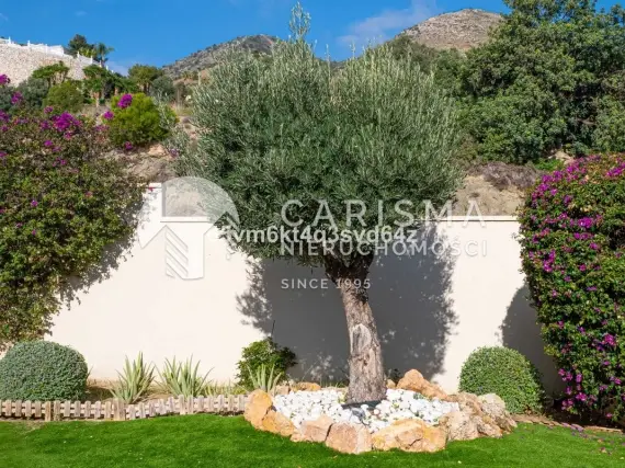 (68) Zmodernizowana willa z panoramicznym widokiem na morze i góry, Benalmadena
