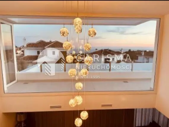 (13) Nowoczesna willa z panoramicznym widokiem, Mijas
