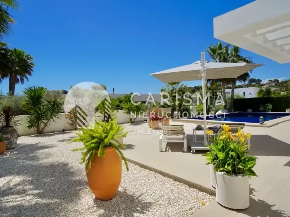 (51) Nowoczesna willa w Solpark, Moraira