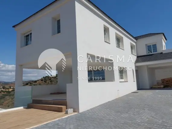 (7) Nowo wybudowana willa z pięknym panoramicznym widokiem, Mijas Golf