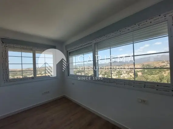 (26) Nowo wybudowana willa z pięknym panoramicznym widokiem, Mijas Golf
