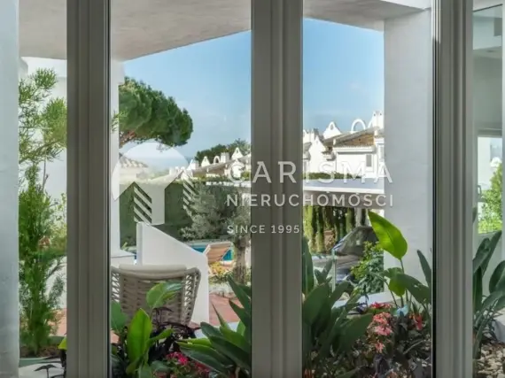 (21) Willa blisko plaż Capobino w Las Chapas, Marbella