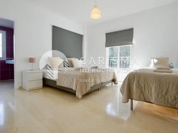 (35) Trzy poziomowa willa z dwoma niezależnymi poziomami, La Cala de Mijas
