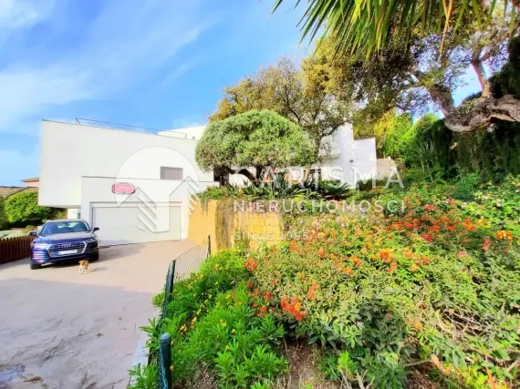 (39) Willa w prywatnym kompleksie z widokiem na morze blisko plaży