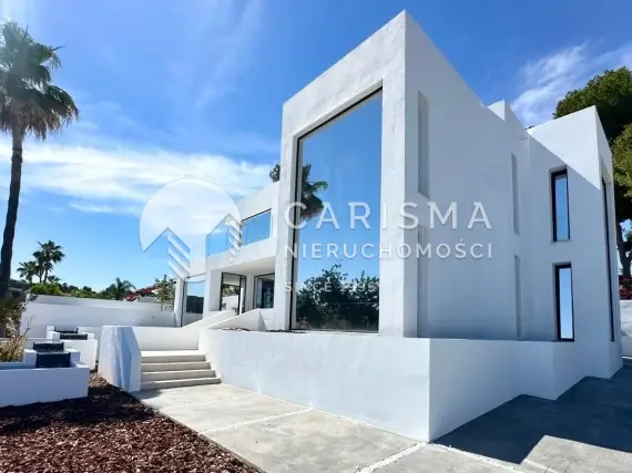 (6) Nowoczesna willa wykończona pod klucz, Moraira