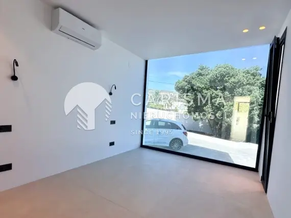 (24) Nowoczesna willa wykończona pod klucz, Moraira