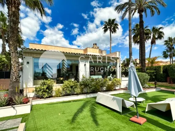 (9) Śródziemnomorska willa z widokiem na morze, Benidorm