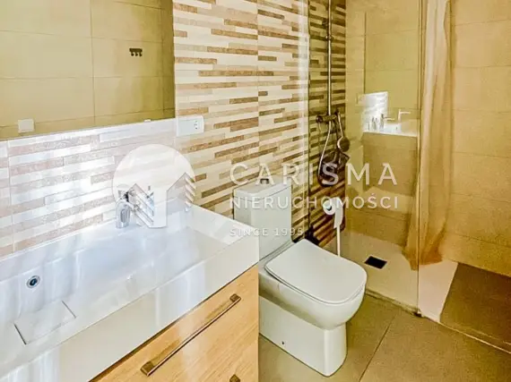 (22) Nowoczesna willa z 4-ma sypialniami w La Nucia, Costa Blanca
