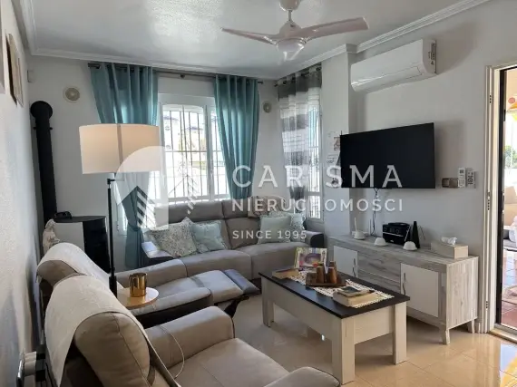 (15) Komfortowy dom na sprzedaż w Orihuela Costa, Costa Blanca
