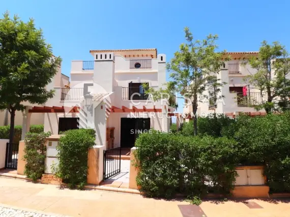 (2) Starannie utrzymany dom szeregowy w sercu La Finca Golf Resort