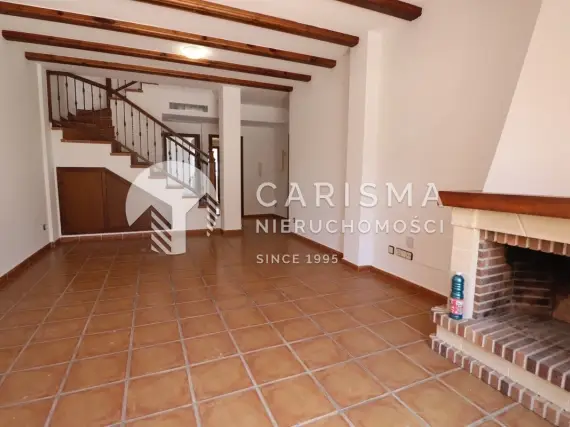 (8) Starannie utrzymany dom szeregowy w sercu La Finca Golf Resort