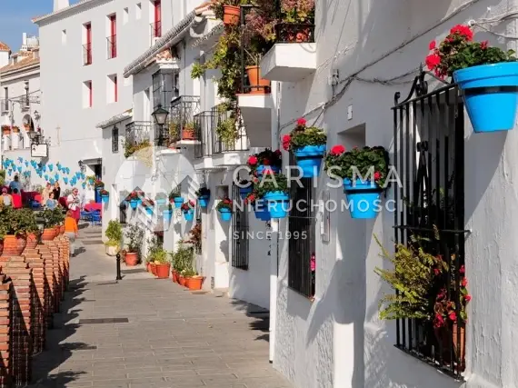 (30) Nowa inwestycja - nowoczesne apartamenty przy polu golfowym, Mijas
