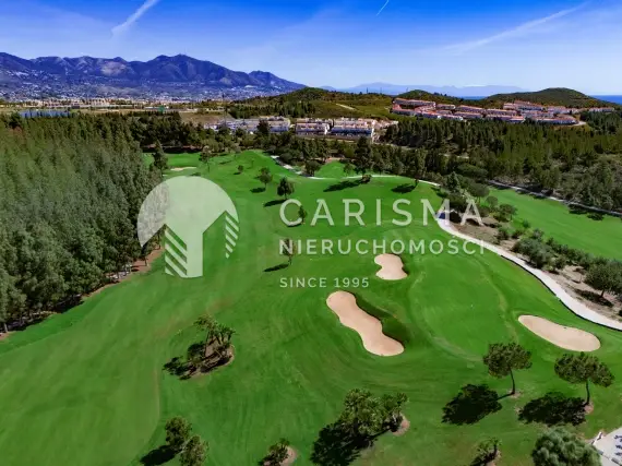 (36) Nowa inwestycja - nowoczesne apartamenty przy polu golfowym, Mijas