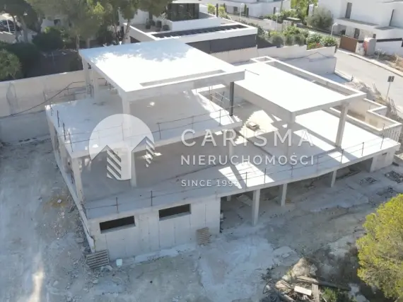 (8) Nowoczesna willa z widokiem na morze w Moraira