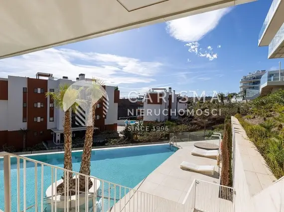 (28) Nowoczesne mieszkanie z widokiem na morze w El Higueron, Fuengirola
