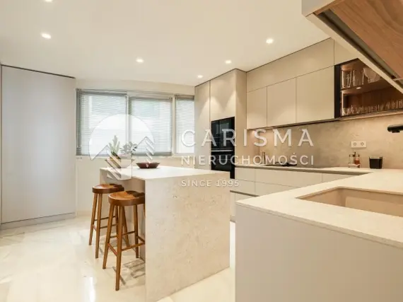(6) Luksusowy apartament przy plaży w budynku Mare Nostrum, Marbella