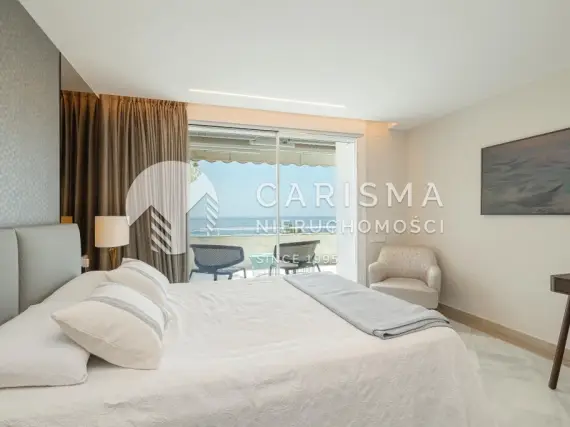 (11) Luksusowy apartament przy plaży w budynku Mare Nostrum, Marbella