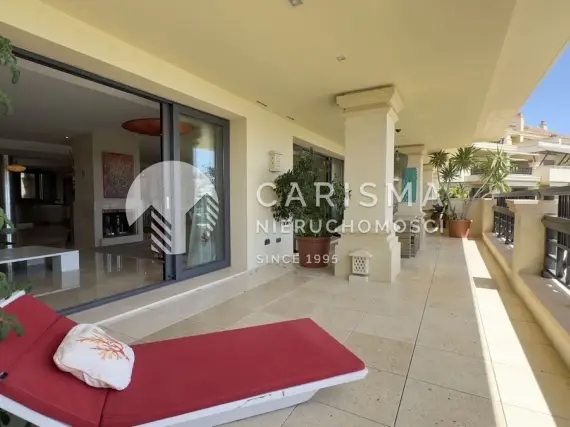 (7) Ekskluzywny apartament przy plaży z panoramicznym widokiem na morze