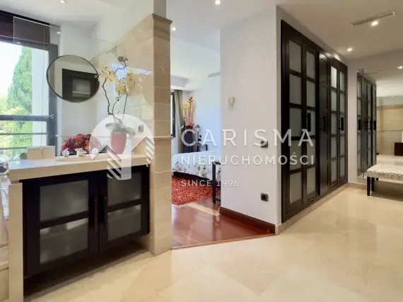 (18) Ekskluzywny apartament przy plaży z panoramicznym widokiem na morze
