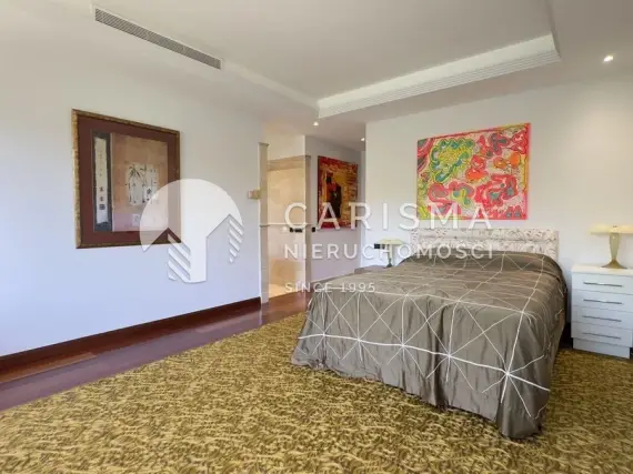 (25) Ekskluzywny apartament przy plaży z panoramicznym widokiem na morze