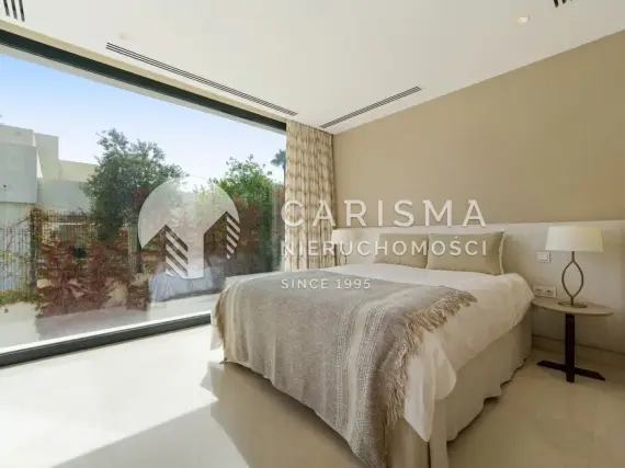 (22) Luksusowa willa z panoramicznym widokiem na pole golfowe – Nueva Andalucía, Marbella