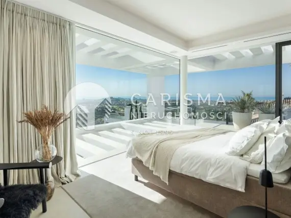 (15) Nowoczesna willa z panoramicznym widokiem na morze, góry i Gibraltar, La Quinta, Benahavis