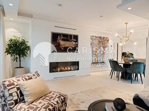 (6) Dwupoziomowy penthouse z widokiem na morze w San Pedro de Alcántara