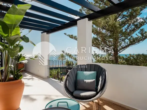 (17) Dwupoziomowy penthouse z widokiem na morze w San Pedro de Alcántara
