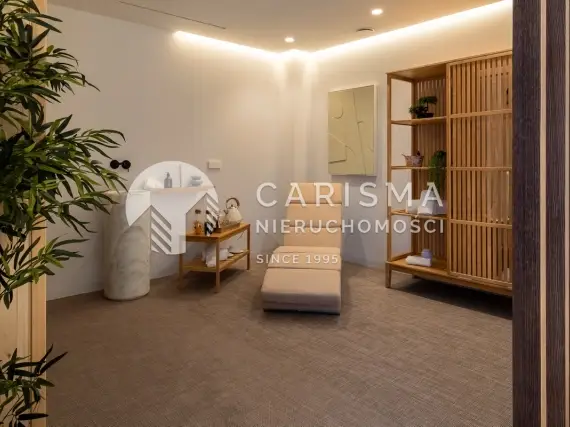 (51) Wyjątkowa willa na sprzedaż w El Paraiso, Costa del Sol