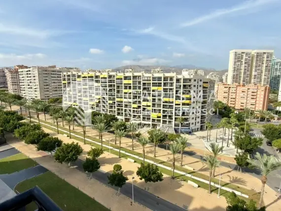 (22) Komfortowy apartament na sprzedaż w Villajoyosa, 100 m od plaży