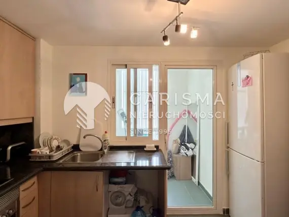 (29) Komfortowy apartament na sprzedaż w Villajoyosa, 100 m od plaży