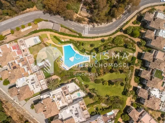 (26) Ekskluzywny apartament 3 sypialnie z widokiem na morze – Nueva Andalucía, Marbella